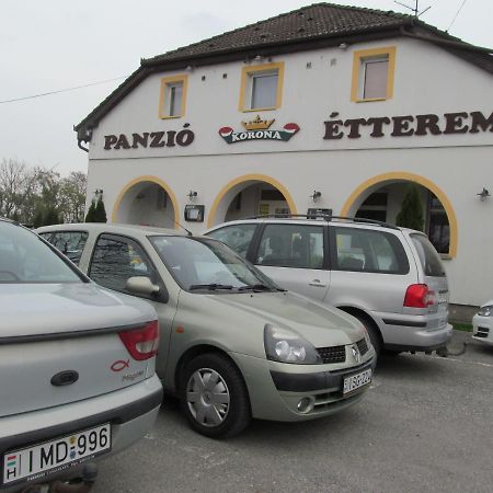 Bed and Breakfast Korona Panzió Levél Zewnętrze zdjęcie
