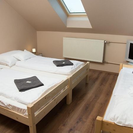 Bed and Breakfast Korona Panzió Levél Zewnętrze zdjęcie