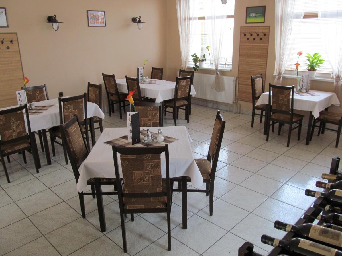 Bed and Breakfast Korona Panzió Levél Zewnętrze zdjęcie