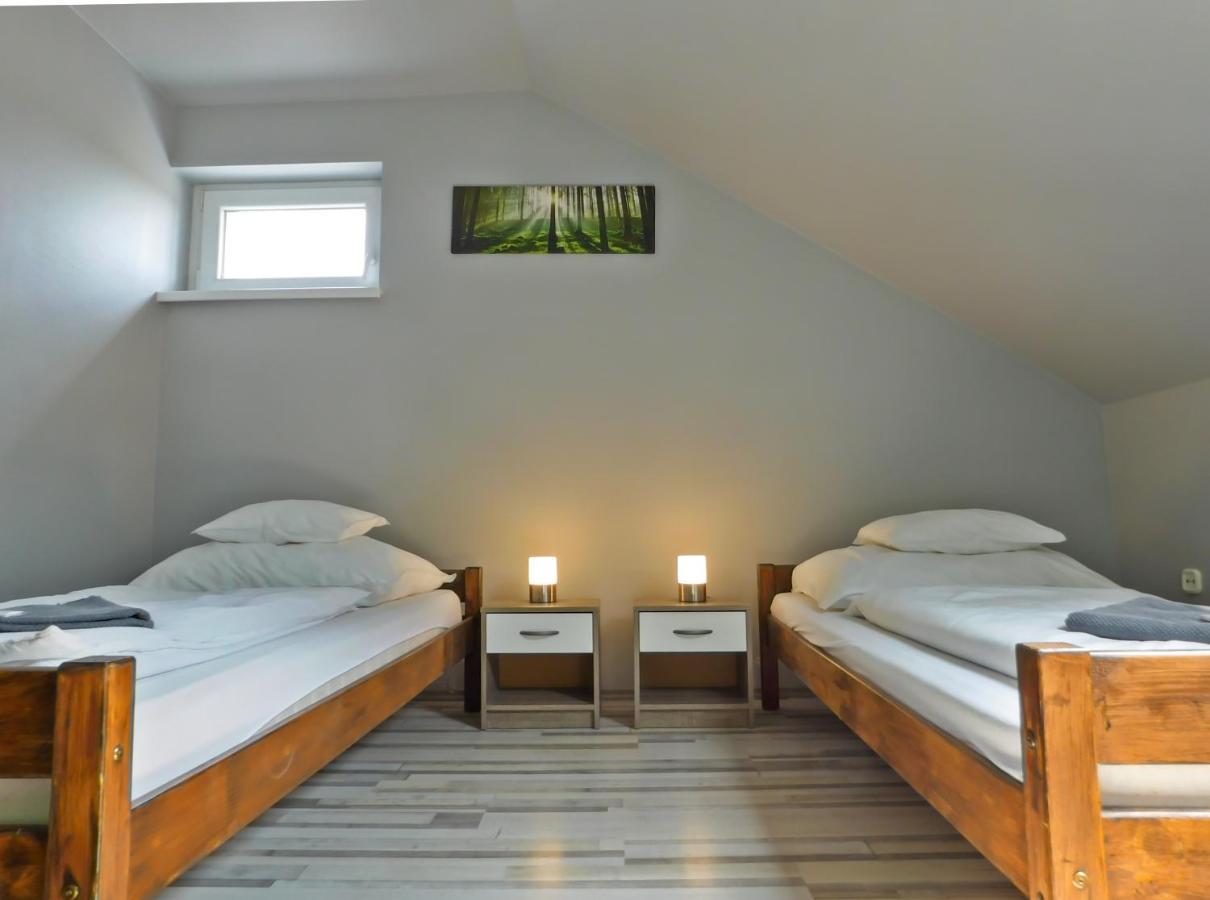 Bed and Breakfast Korona Panzió Levél Zewnętrze zdjęcie