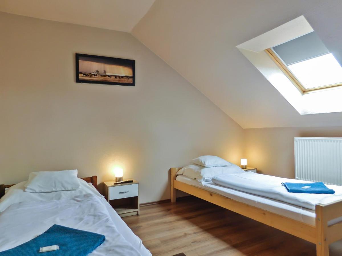 Bed and Breakfast Korona Panzió Levél Zewnętrze zdjęcie